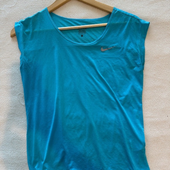 Nike Blue Fitted Cap Sleeve T-Shirt - Picture 3 of 4